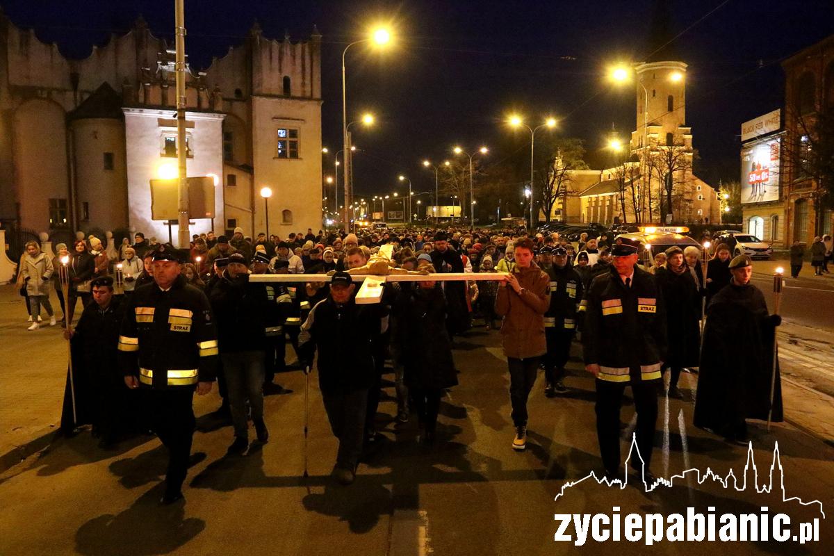 Droga krzyżowa przeszła ulicami Pabianic