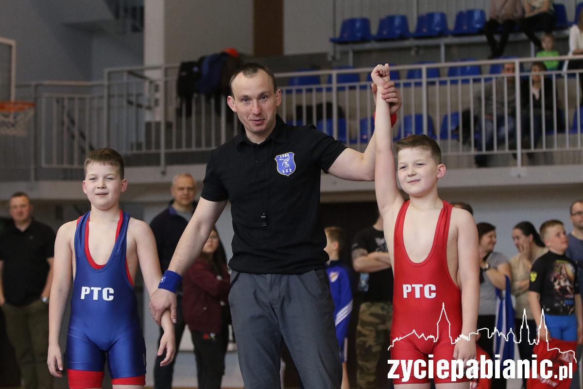 Turniej zapaśniczy o puchar starosty