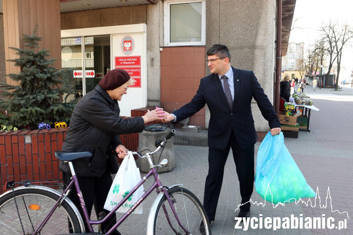 Prezydent lał wodę(-ą)