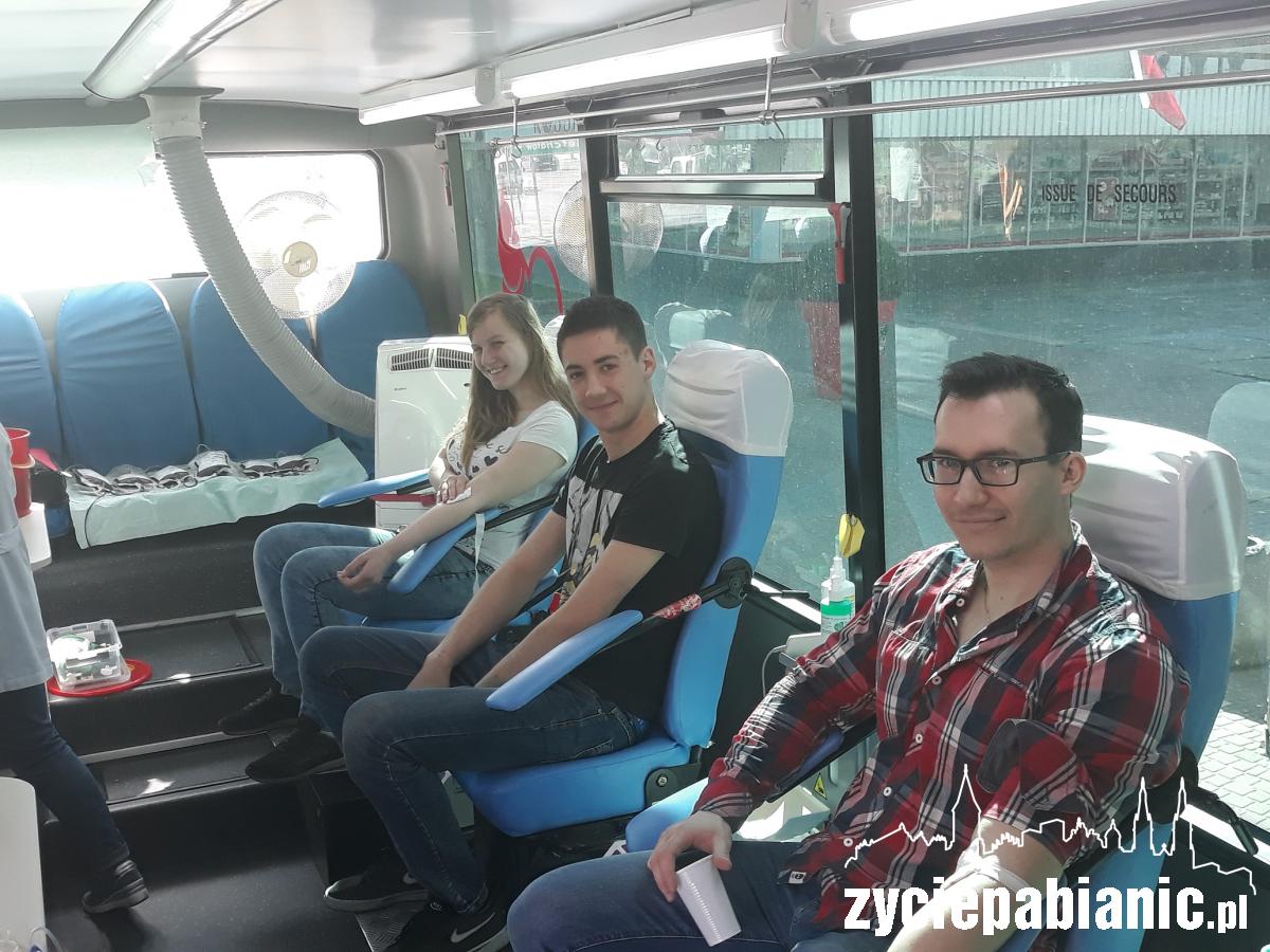 Czekoladowy zajączek za krew