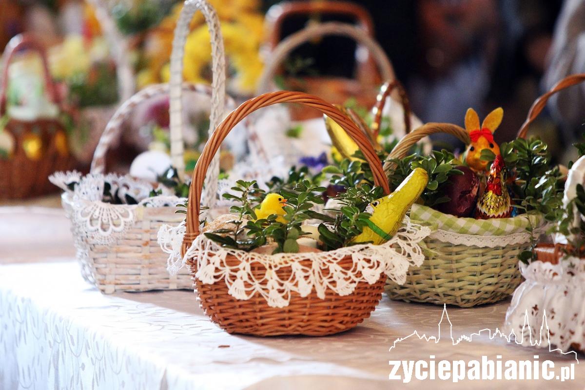 Święcenie koszyków wielkanocnych