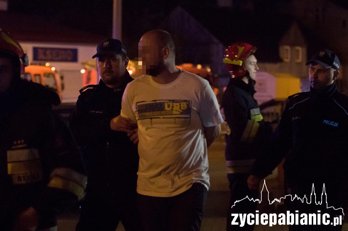 Mężczyzna chciał wyskoczyć  z 10 piętra