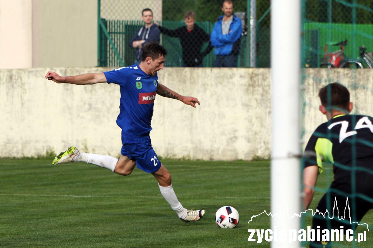 GKS Ksawerów – Widzew II Łódź