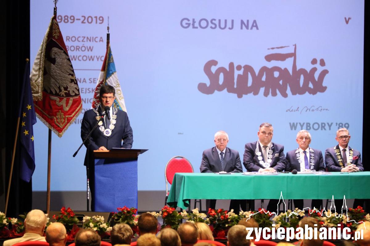 Uroczysta sesja w 30. rocznice wyborów parlamentarnych