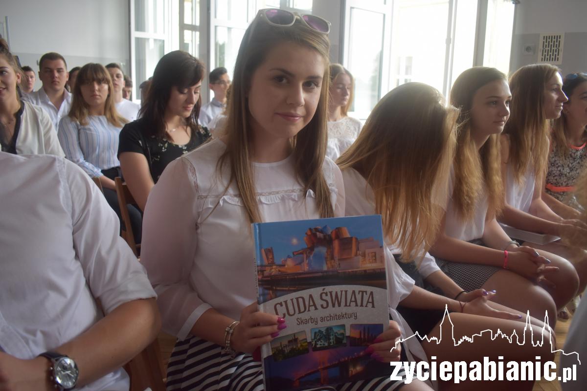 Zakończyli rok szkolny. Rozpoczęli wakacje