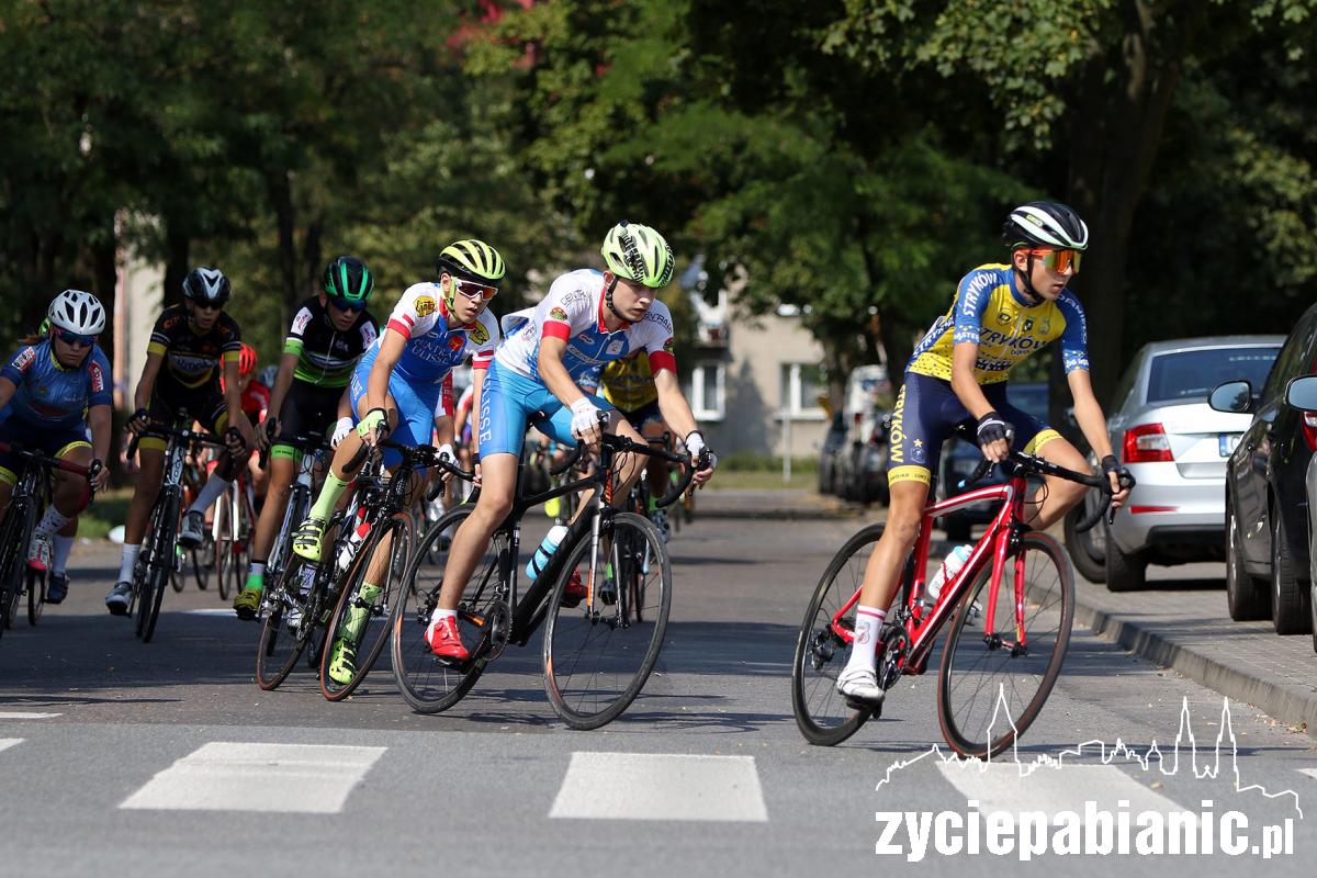Uliczny wyścig kolarzy: III Kryterium PTC 2019