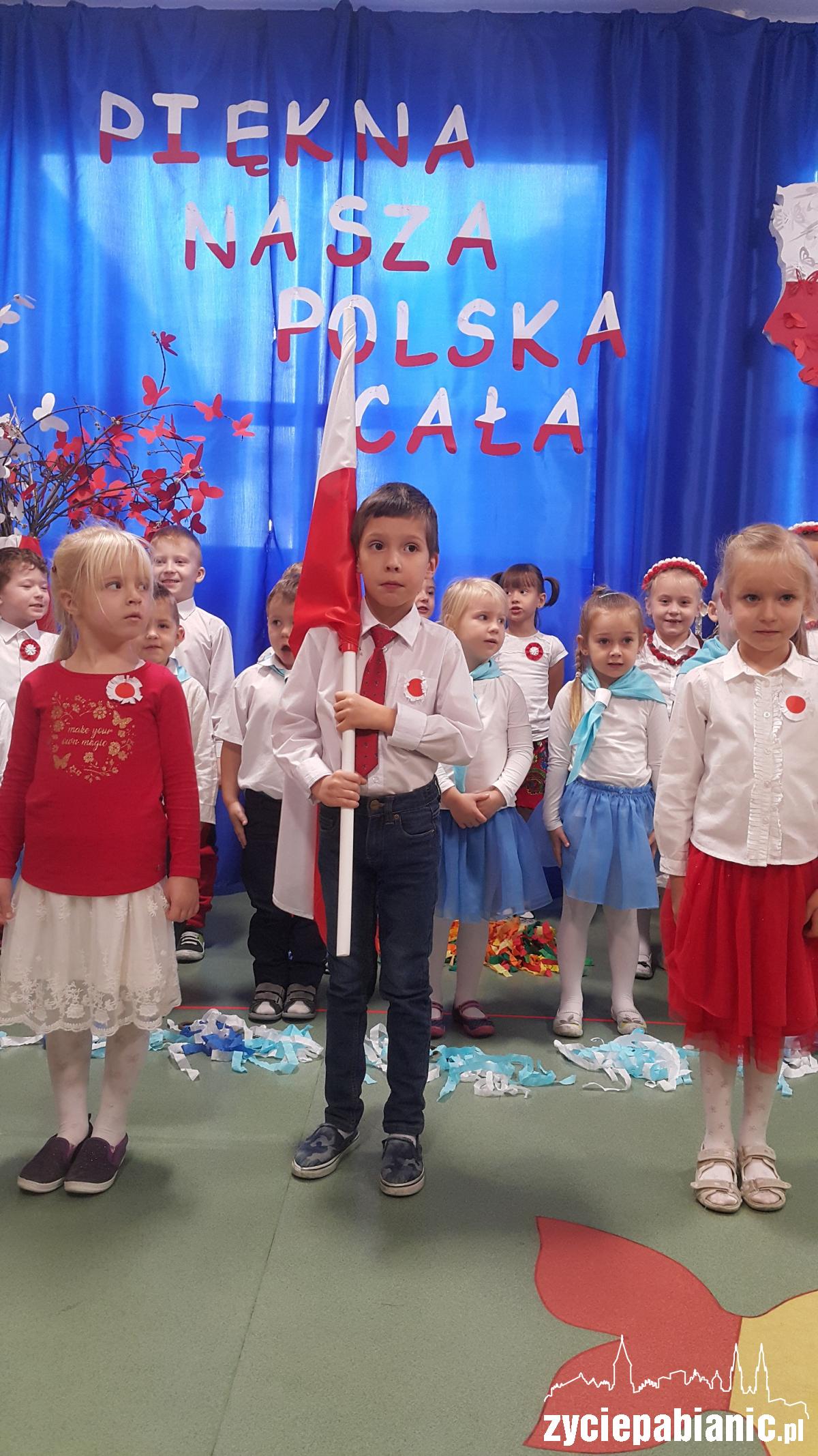 Przedszkolaki świętowały niepodległość