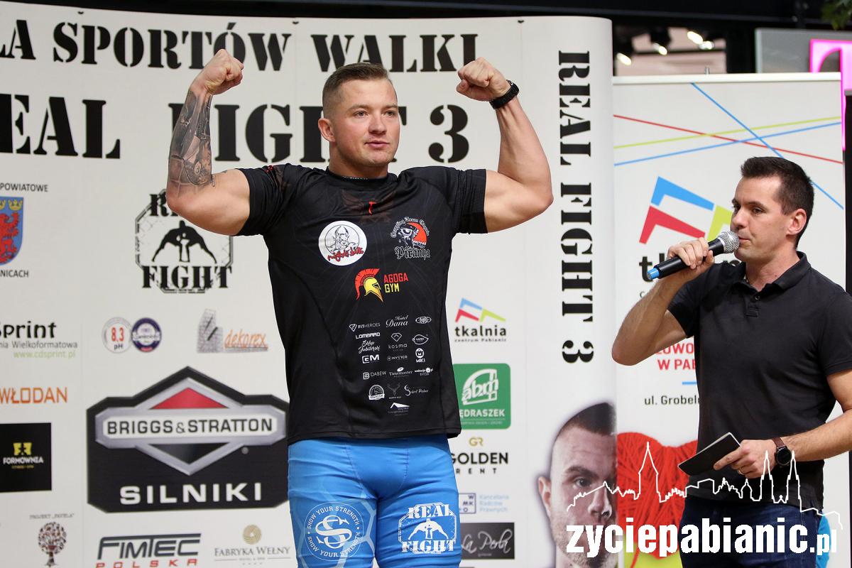 Oficjalne ważenie zawodników przed galą MMA Real Fight