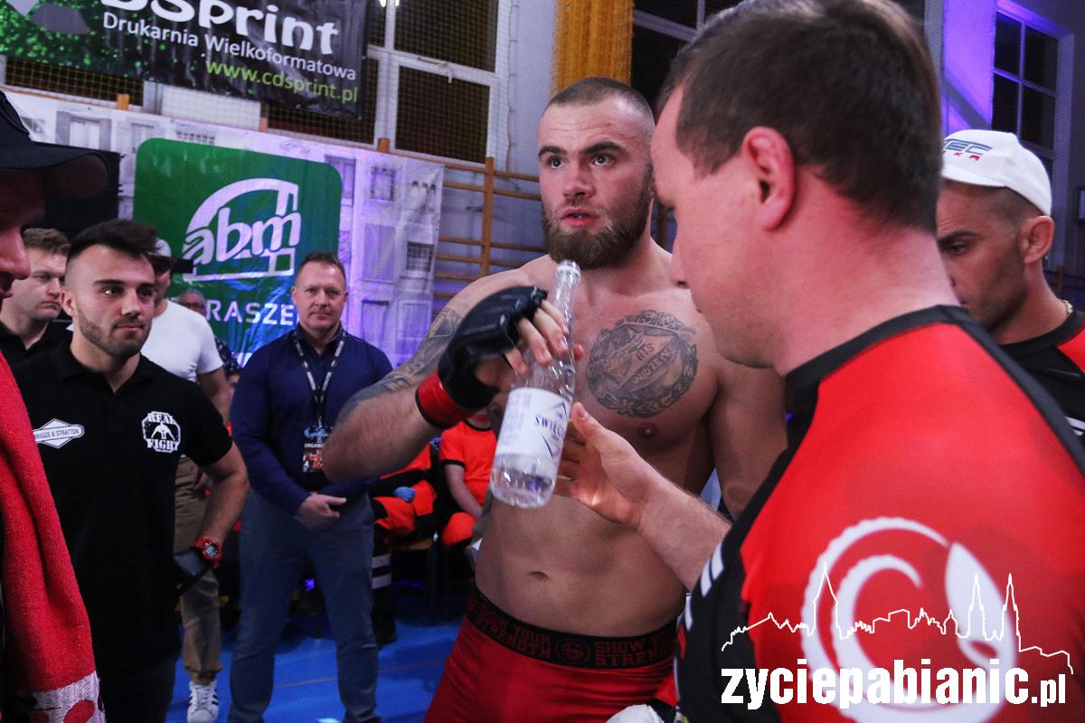 Gala MMA Real Fight 3