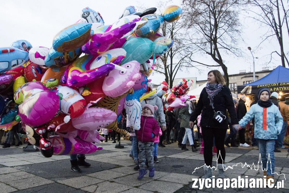 10. Jarmark Świąteczny i parada