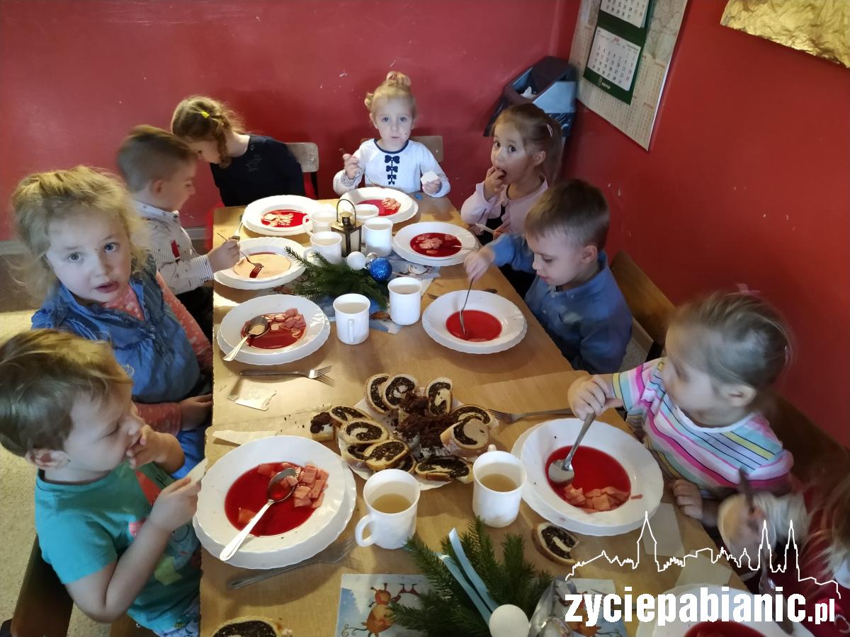 Co porabiały przedszkolaki podczas wigilii w PM 11