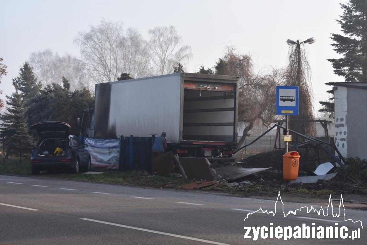 Szofer przysnął za kółkiem