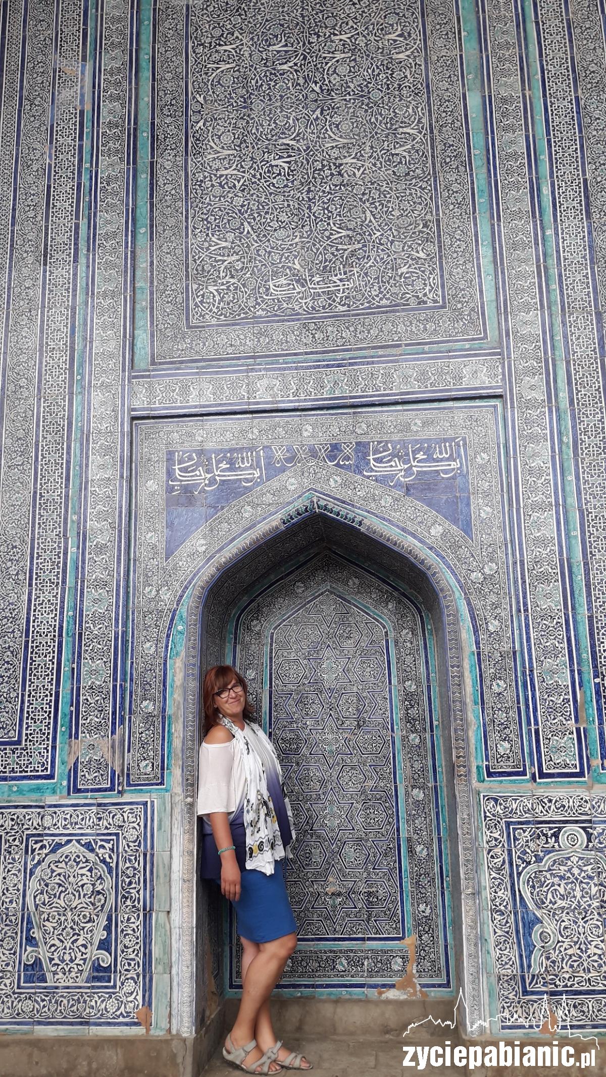 Ona widziała śpiewającą wydmę i zatopiony las