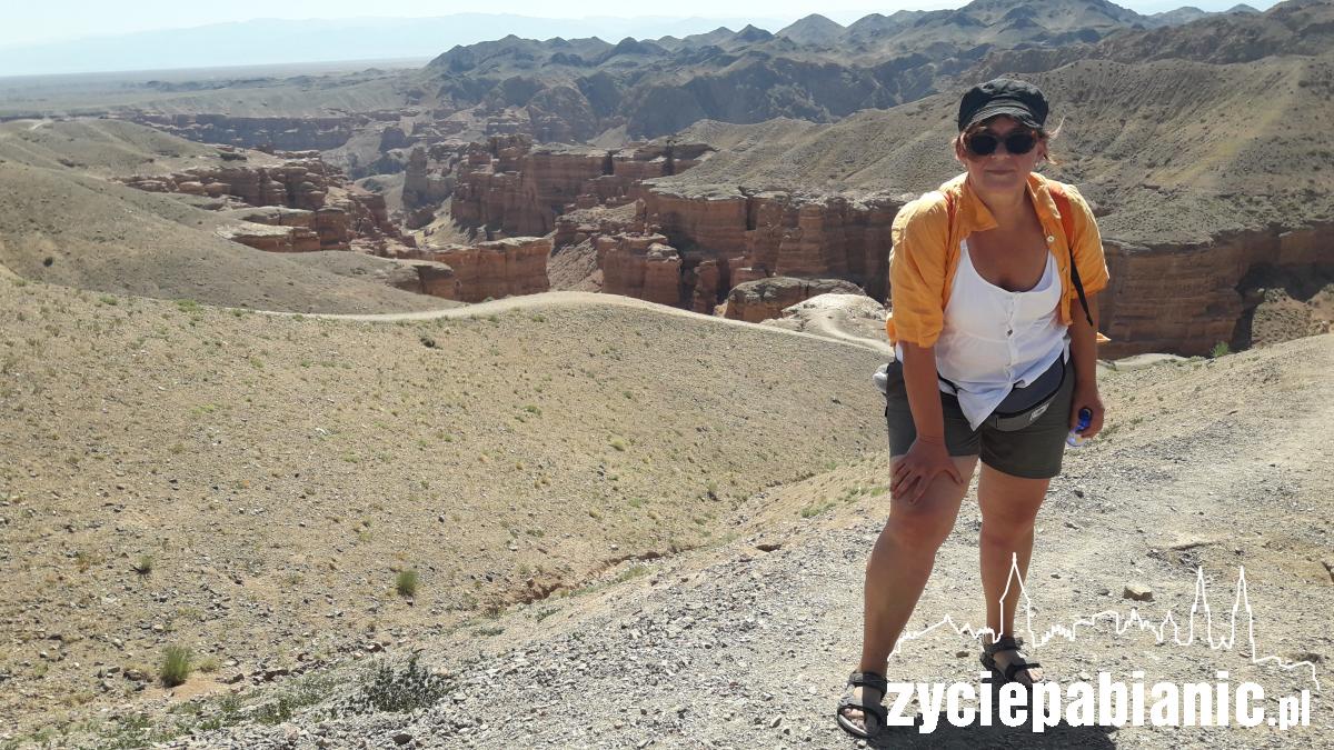 Ona widziała śpiewającą wydmę i zatopiony las