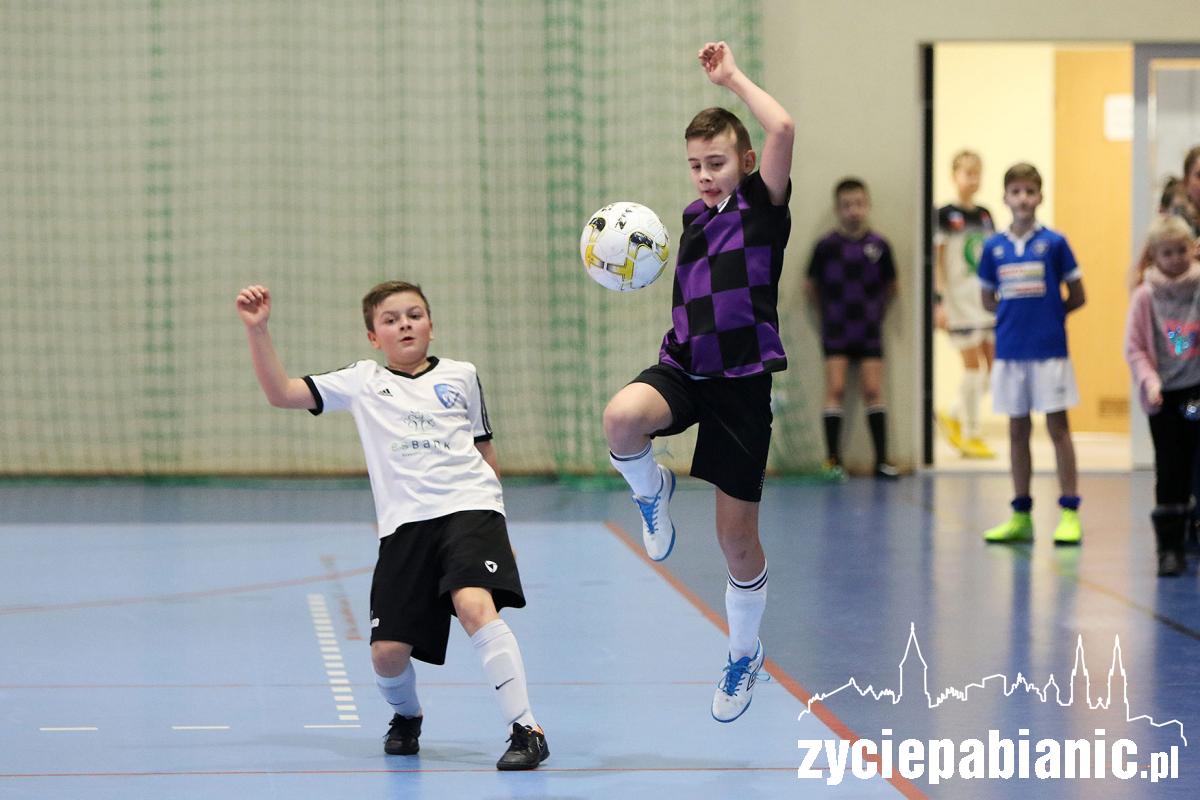 Turniej piłki nożnej rocznika 2008 w Dłutowie