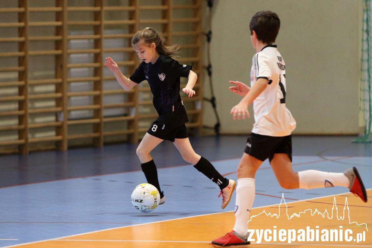 Turniej piłki nożnej rocznika 2008 w Dłutowie