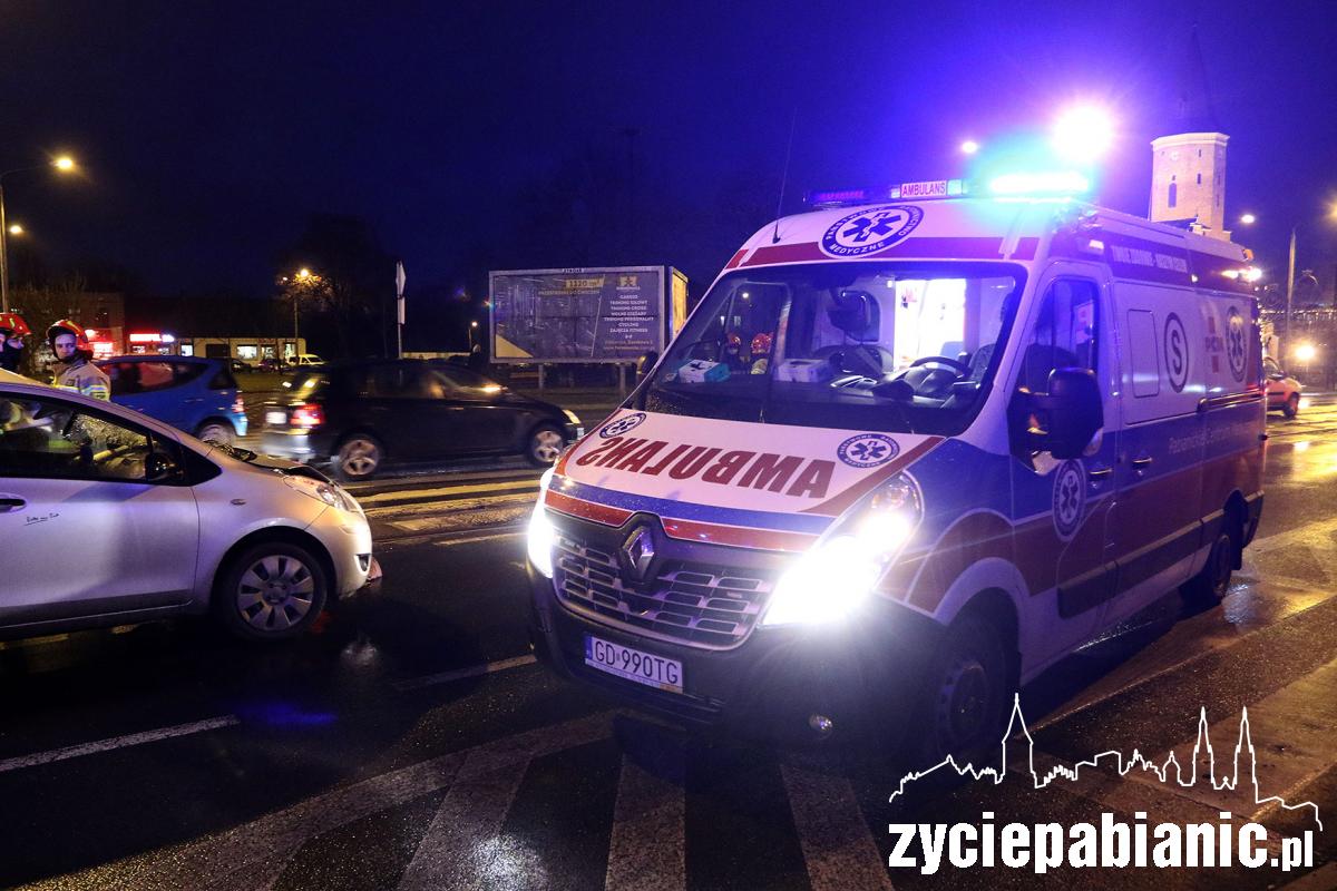 Kierowca toyoty potrącił pieszego na Starym Rynku