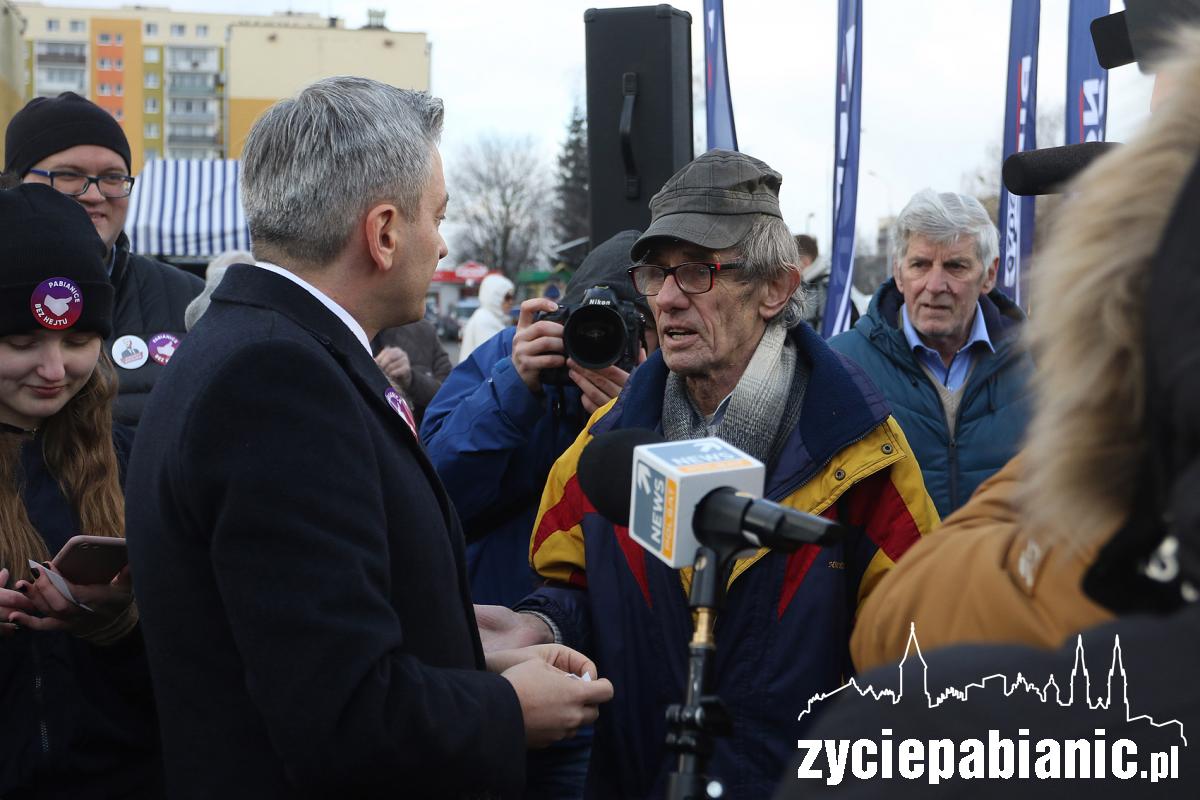 Robert Biedroń z wizytą w Pabianicach