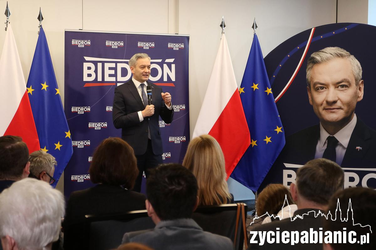Robert Biedroń z wizytą w Pabianicach