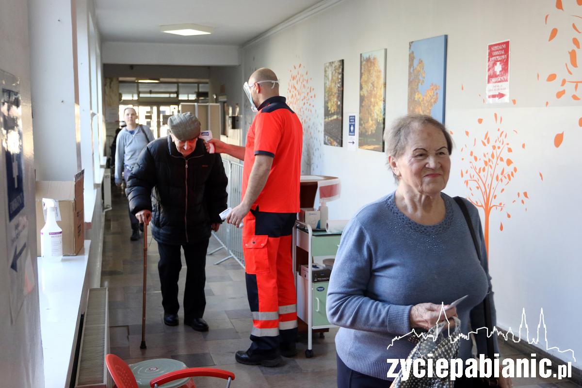 Koronawirus: strefa buforowa w szpitalu