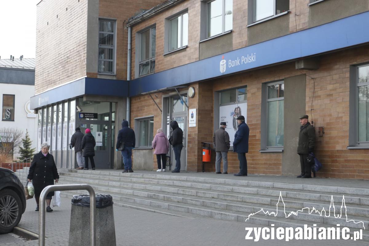 KORONAWIRUS Dzienny raport: Nie jest najgorzej