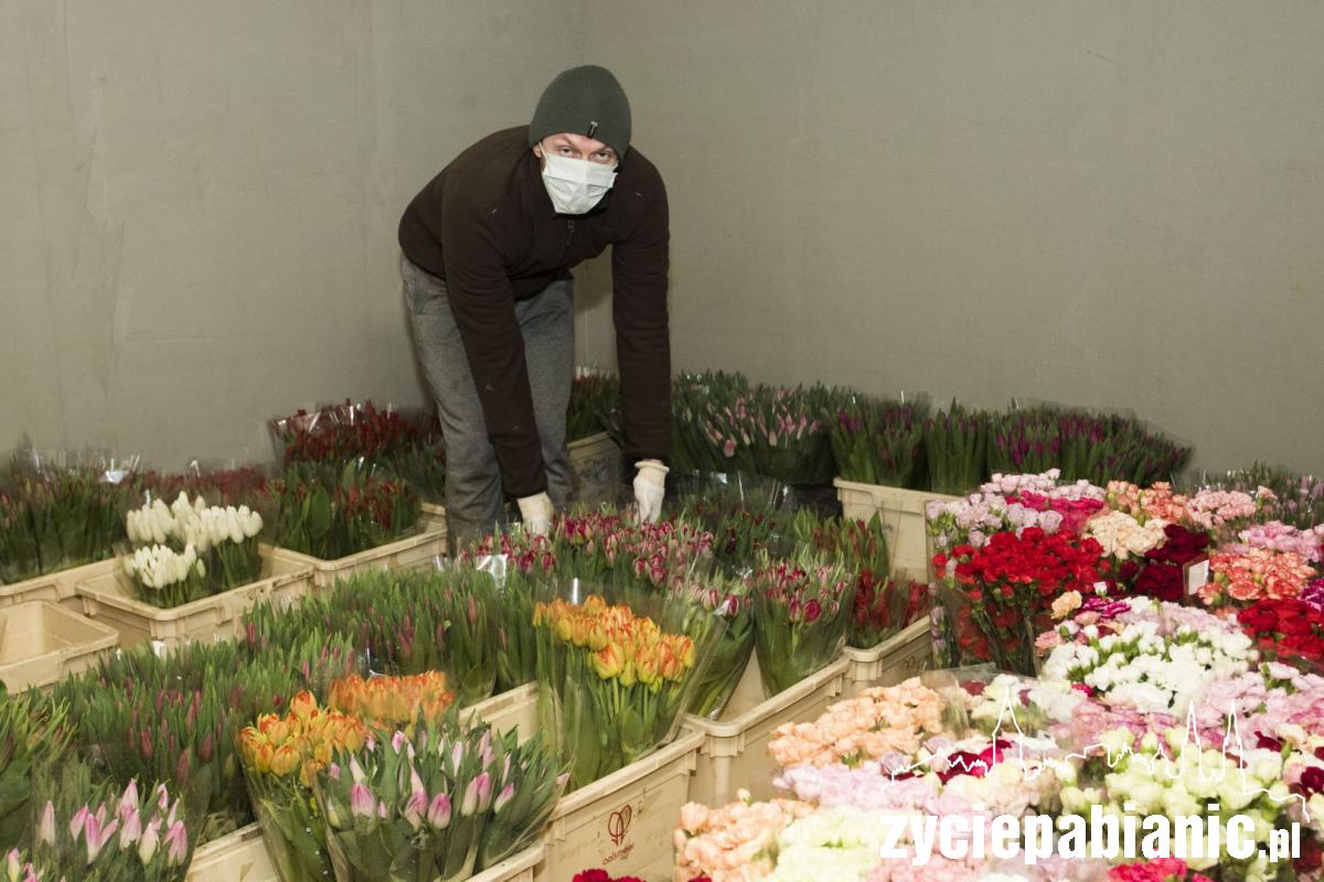 Jak wyrzucić 100.000 tulipanów?