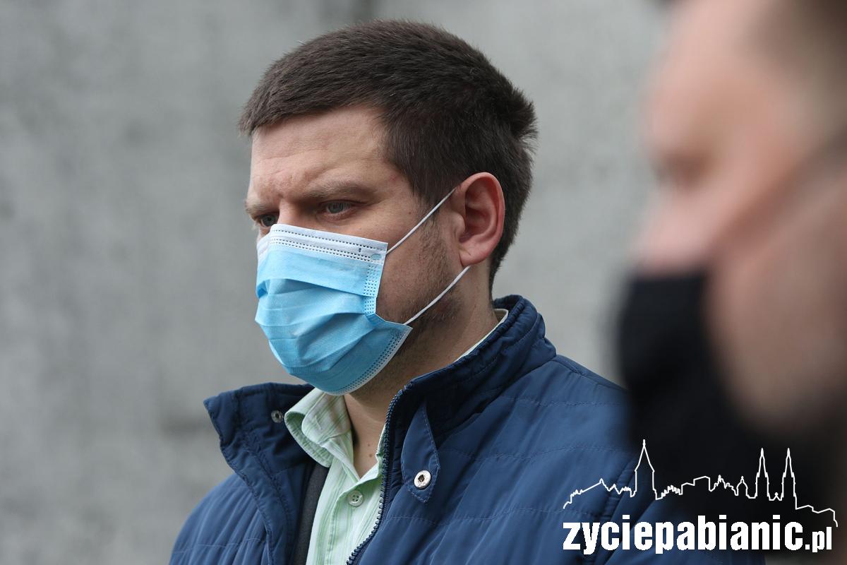 Święto Pracy w maseczkach