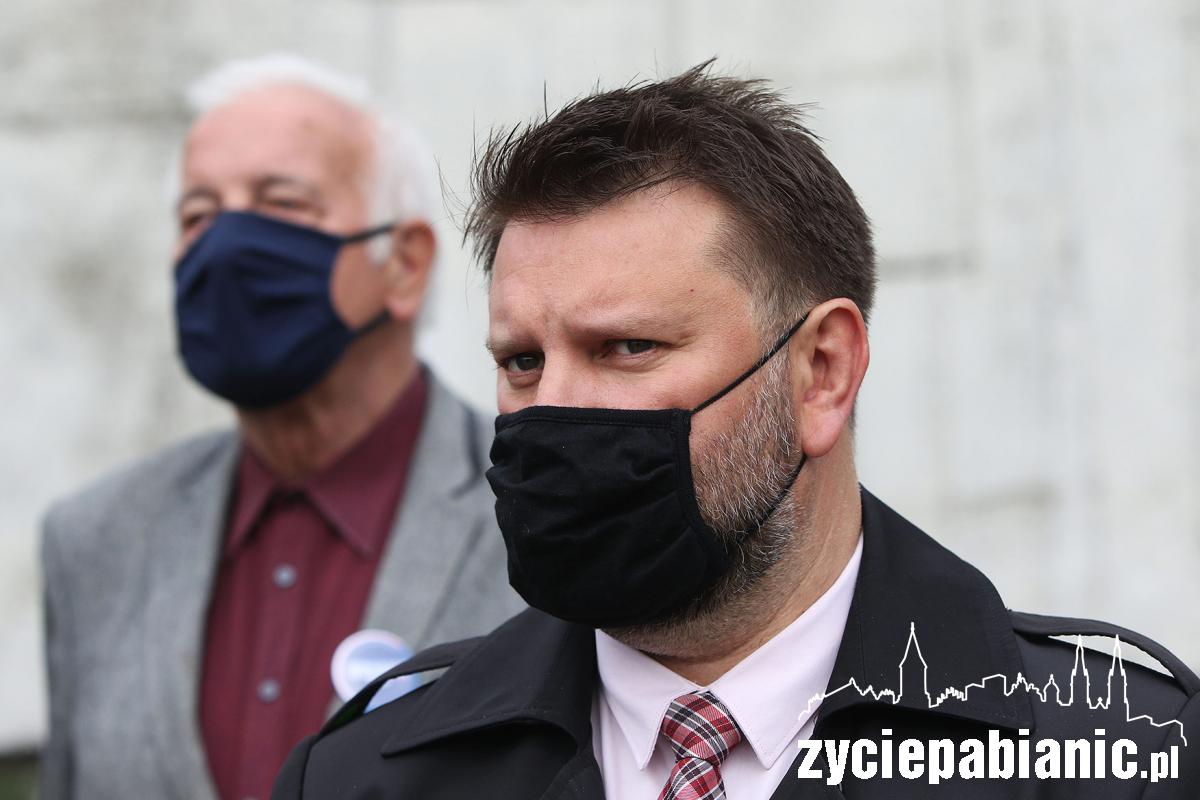 Święto Pracy w maseczkach