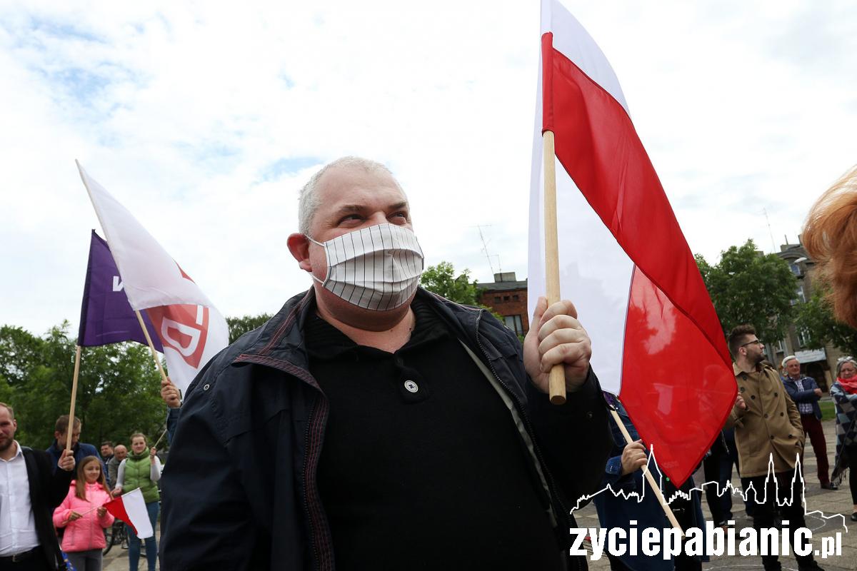 Robert Biedroń odwiedził Pabianice