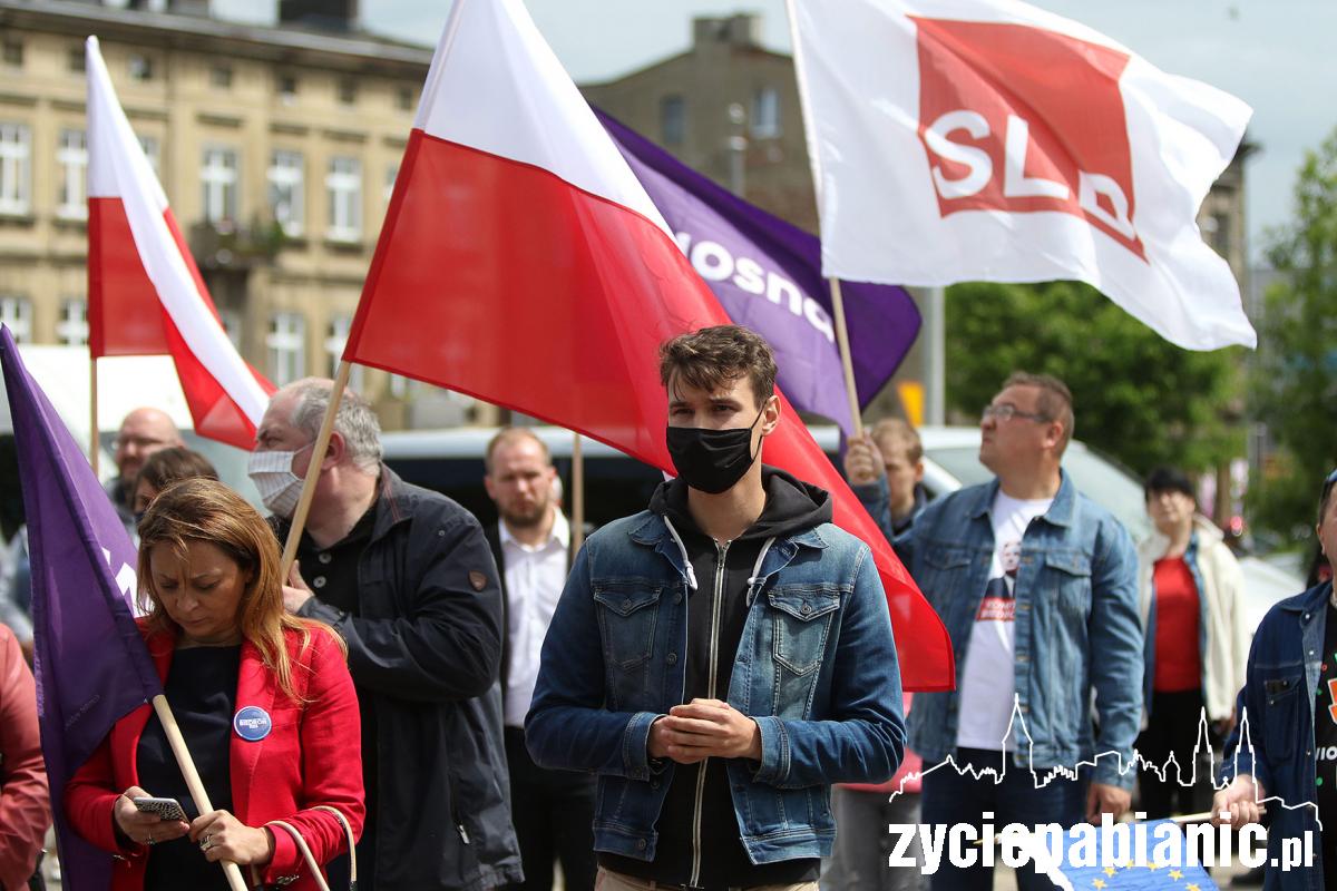Robert Biedroń odwiedził Pabianice
