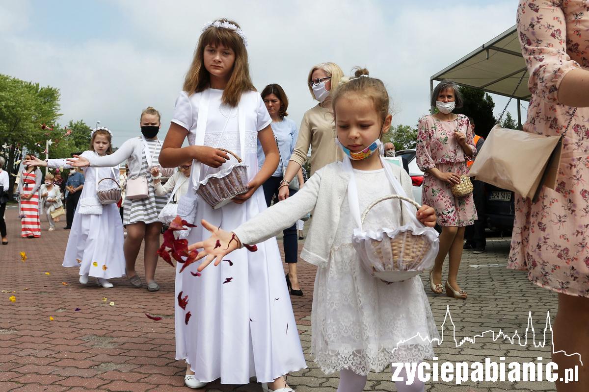 Procesja Bożego Ciała podczas epidemii