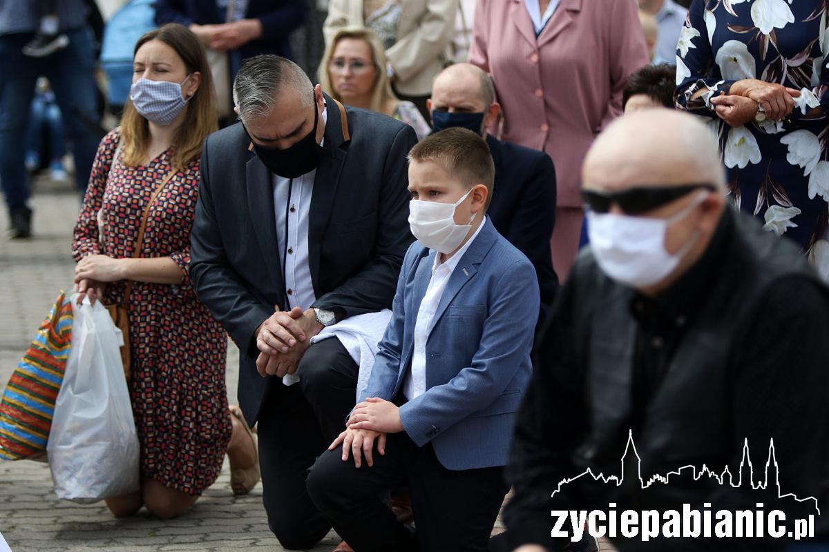 Procesja Bożego Ciała podczas epidemii