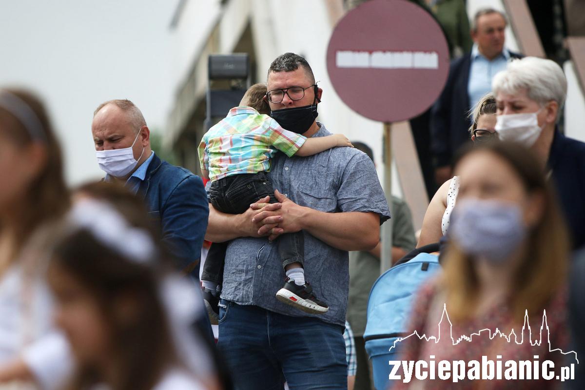 Procesja Bożego Ciała podczas epidemii