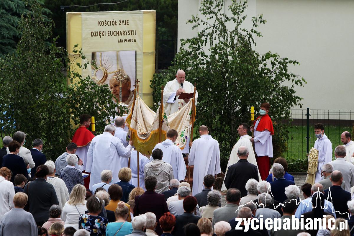 Procesja Bożego Ciała podczas epidemii