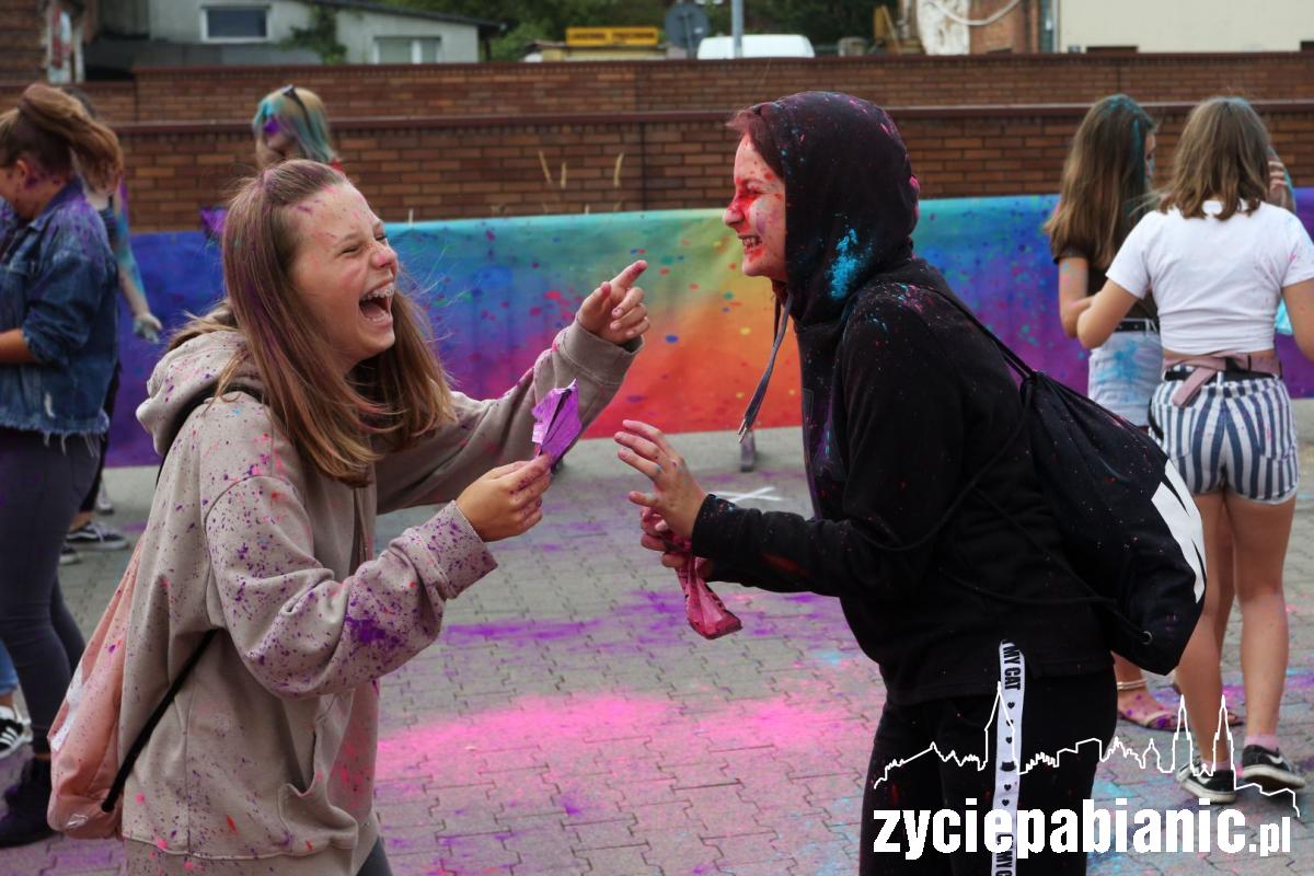 Festiwal Kolorów Holi w Pabianicach