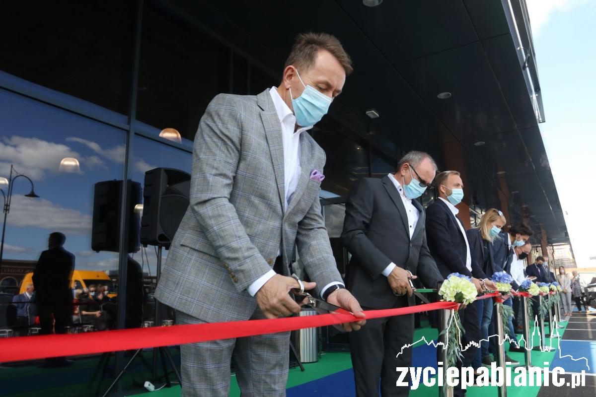 Nowy kompleks sklepów pod Pabianicami otwarty