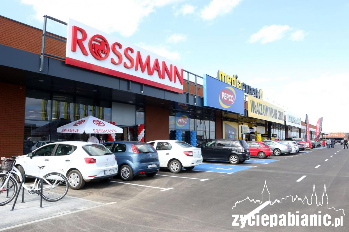 Nowy kompleks sklepów pod Pabianicami otwarty