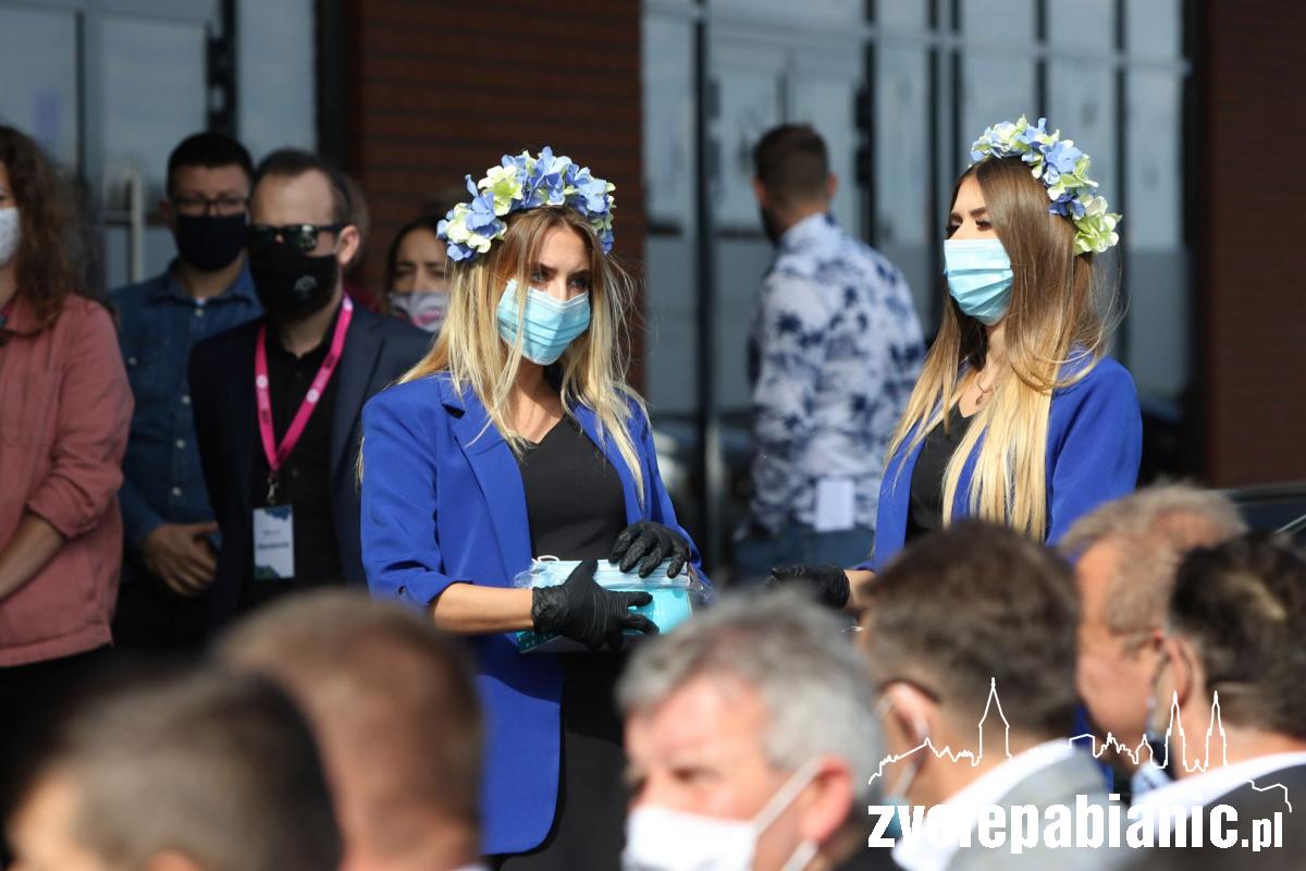 Nowy kompleks sklepów pod Pabianicami otwarty