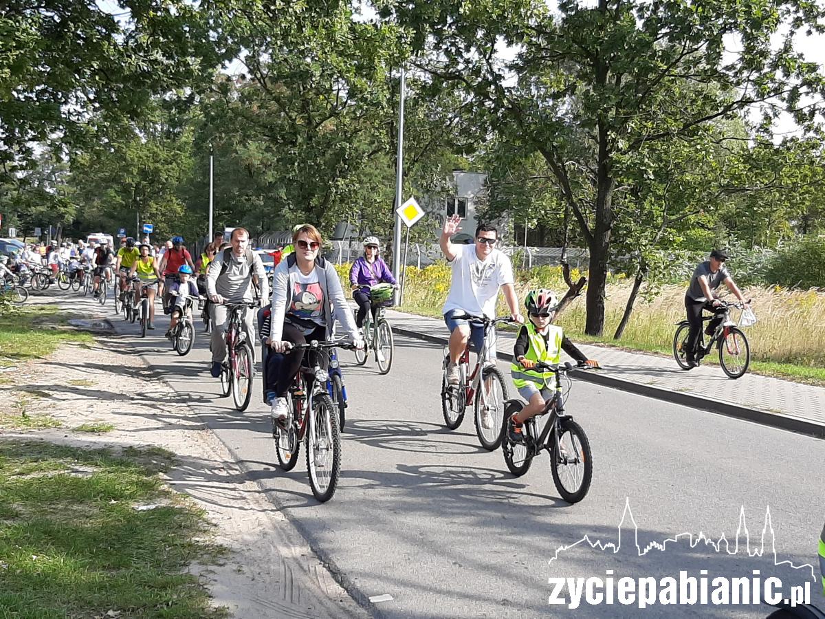 Rajd ekologiczny. Pojechało 150 rowerzystów