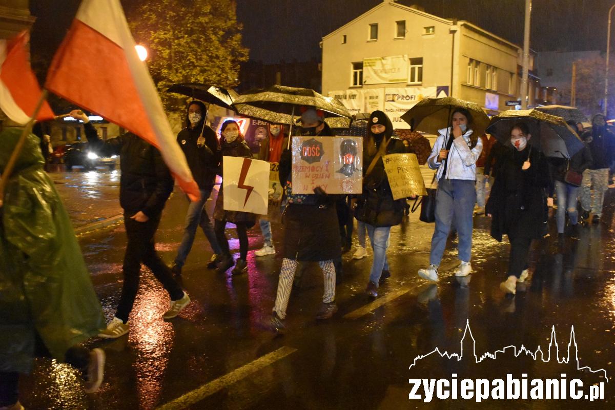 Piątkowy Strajk Kobiet