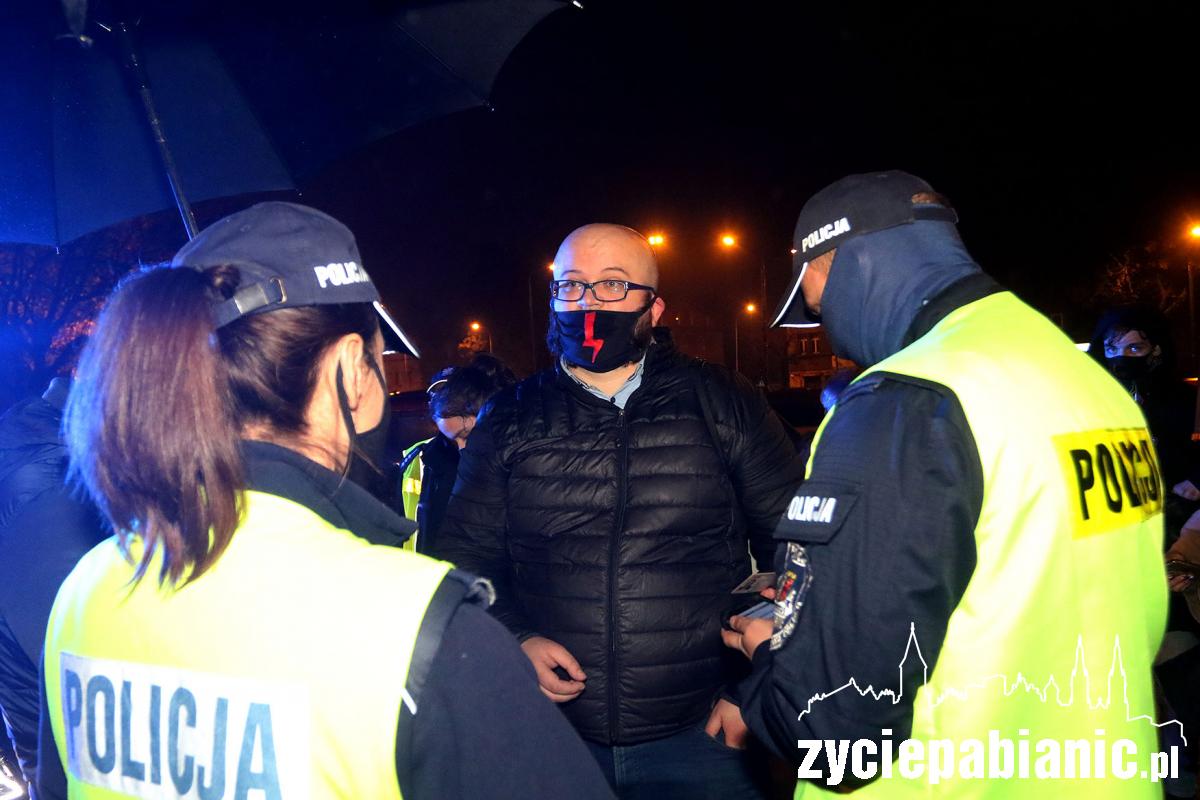 9 dzień Strajku Kobiet w Pabianicach