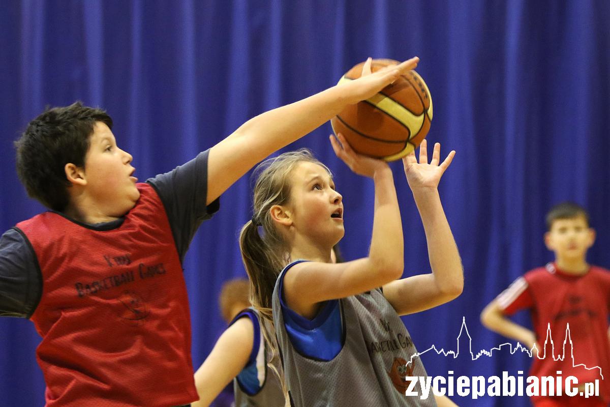 Turniej koszykówki dla dzieci