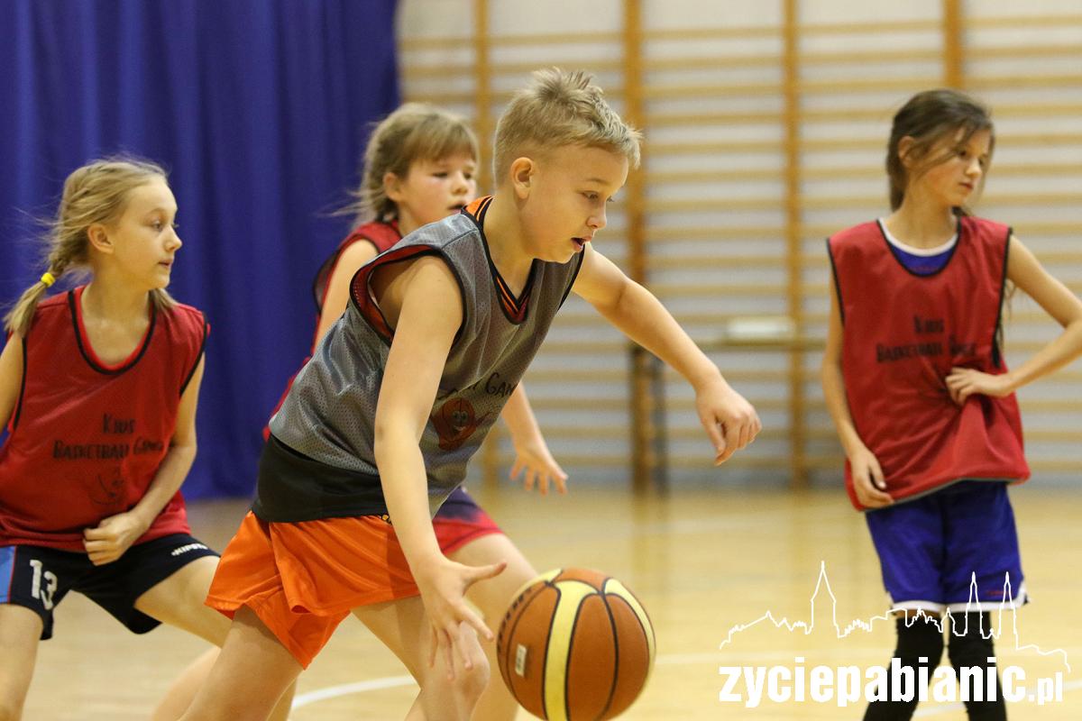 Turniej koszykówki dla dzieci