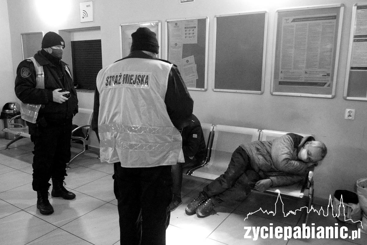 Zobacz jak żyją pabianiccy bezdomni