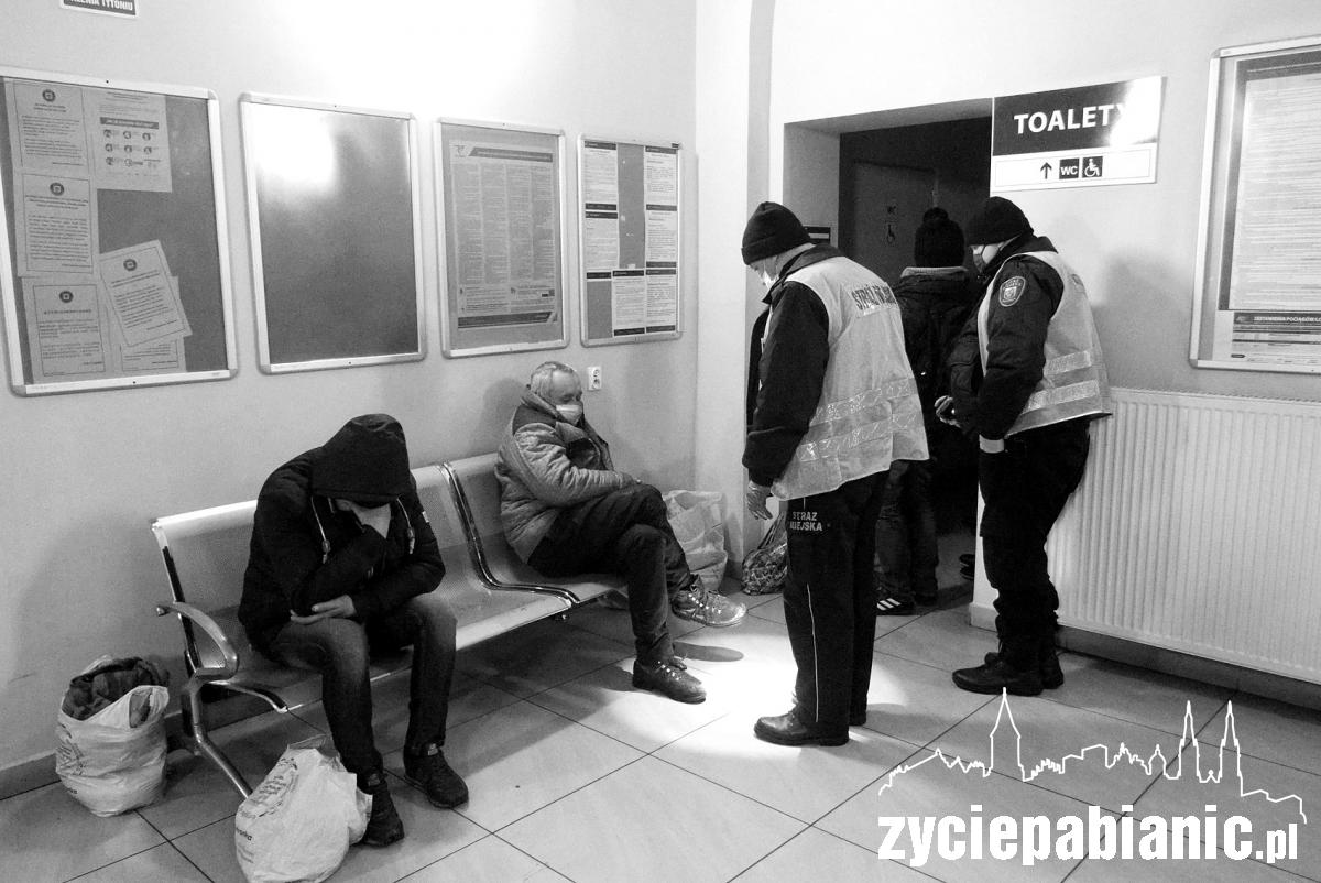 Zobacz jak żyją pabianiccy bezdomni