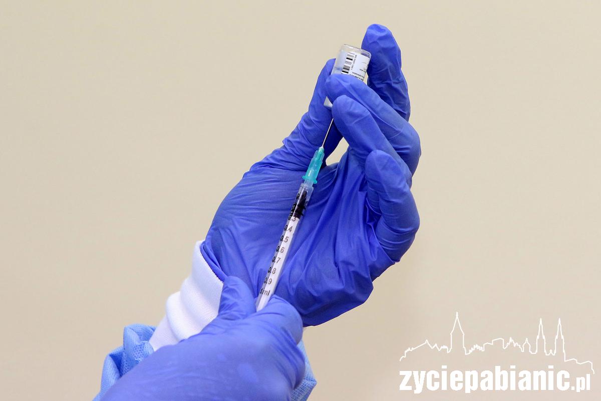 Ruszyły szczepienia w pabianickim szpitalu!