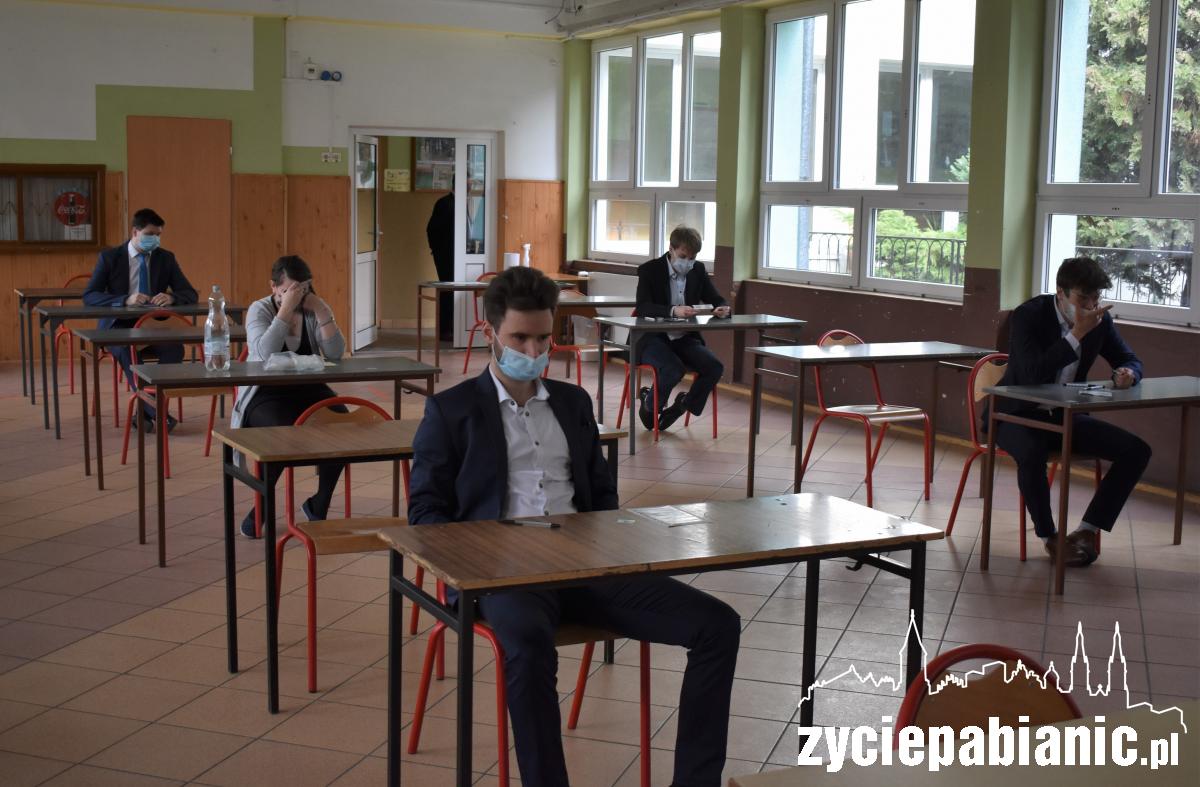 Ruszył maraton maturalny