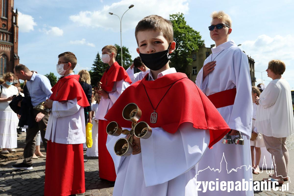 Procesja Bożego Ciała przeszła remontowaną ulica Zamkową