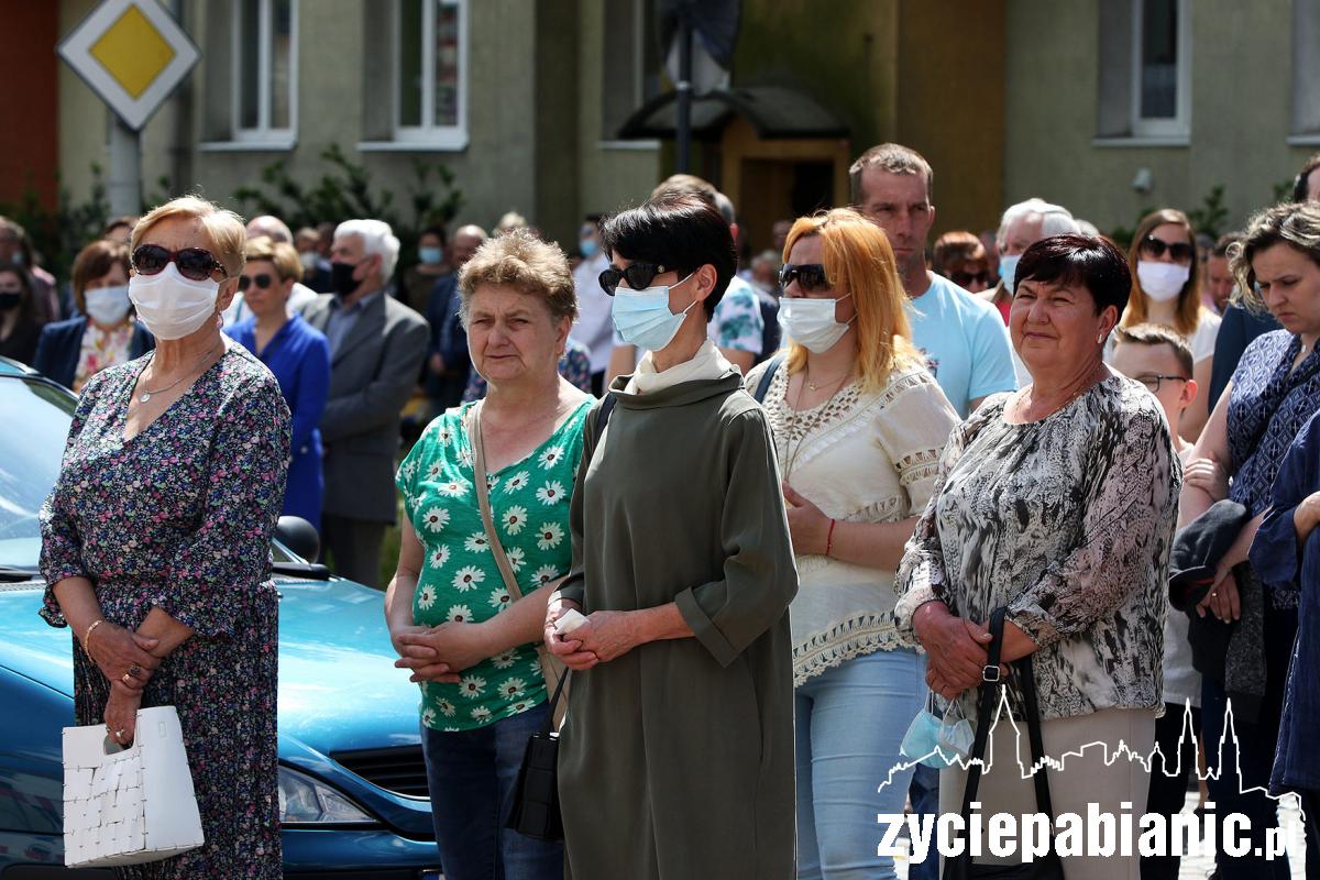 Procesja Bożego Ciała przeszła remontowaną ulica Zamkową