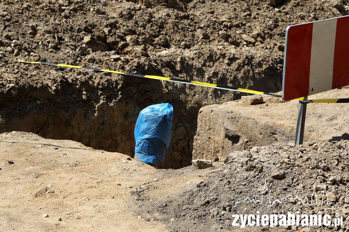 Co drogowcy znaleźli na ul. Warszawskiej?